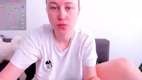 Alexia online show from June 1, 3:14 pm