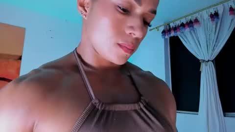 Snapshot of alexiafit chatting on July 12, 6:43 pm alexiafit online show from July 12, 6:43 pm