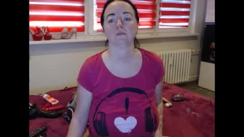 alexie33 online show from April 1, 6:36 am