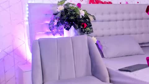 Snapshot of alexiiabrown chatting on February 18, 9:44 pm Alexia Brown online show from February 18, 9:44 pm