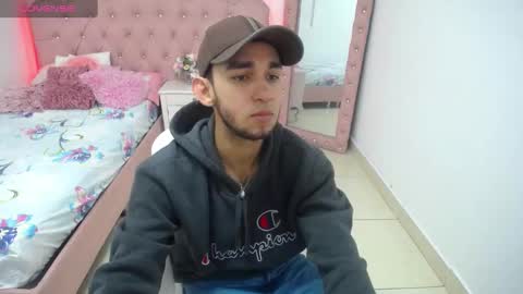 Snapshot of alexiscollinss chatting on February 1, 12:26 pm alexiscollinss online show from February 1, 12:26 pm