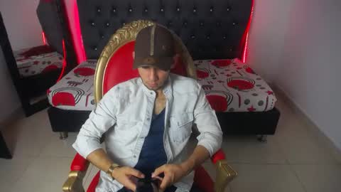 Snapshot of alexiscollinss chatting on February 7, 7:17 pm alexiscollinss online show from February 7, 7:17 pm