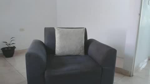 Snapshot of alexmaximuss chatting on December 1, 4:29 pm Maximuss online show from December 1, 4:29 pm