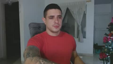 Snapshot of alexmaximuss chatting on December 16, 3:30 am Maximuss online show from December 16, 3:30 am