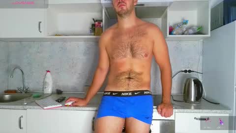 Snapshot of alexnovakk chatting on September 11, 7:41 am Alex online show from September 11, 7:41 am