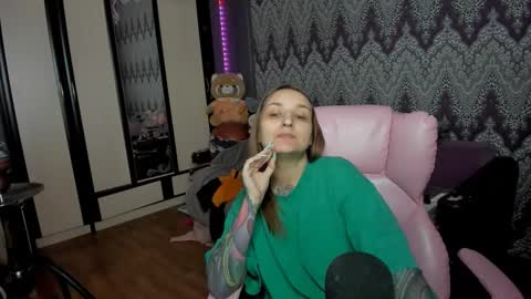 Alex online show from December 2, 3:15 am