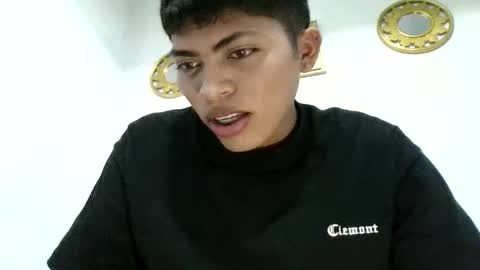 Snapshot of alexsexy1405 chatting on January 8, 10:34 pm alexsexy1405 online show from January 8, 10:34 pm