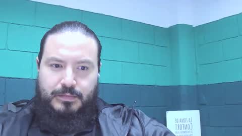 Snapshot of alextambet chatting on March 3, 12:48 pm alextambet online show from March 3, 12:48 pm