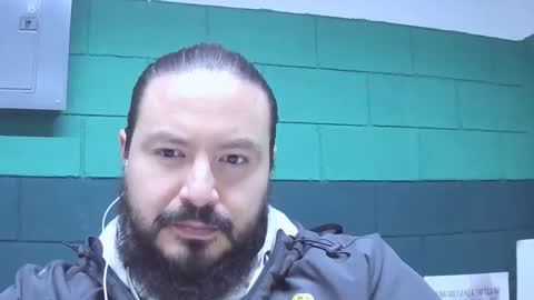 Snapshot of alextambet chatting on December 2, 12:54 pm alextambet online show from December 2, 12:54 pm