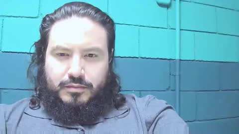 Snapshot of alextambet chatting on May 22, 12:44 pm alextambet online show from May 22, 12:44 pm