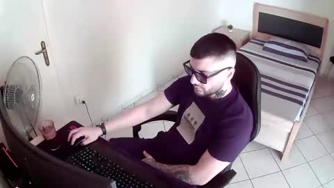alexthepro00 online show from June 27, 3:50 pm