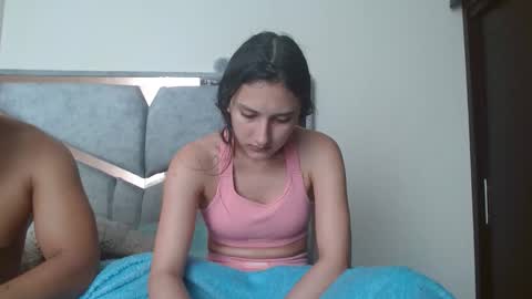 alex y luisa online show from December 19, 2:46 pm