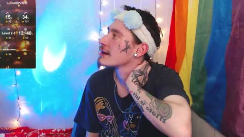 alexwolfmoto online show from December 22, 7:33 pm