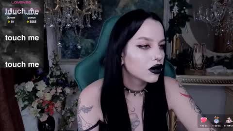 Snapshot of alexx_succubus chatting on January 15, 3:22 am Alexx Succubus online show from January 15, 3:22 am