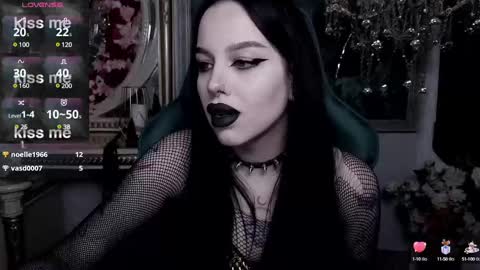 Snapshot of alexx_succubus chatting on February 17, 5:43 pm Alexx Succubus online show from February 17, 5:43 pm