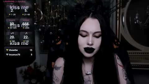 Snapshot of alexx_succubus chatting on September 26, 12:42 pm Alexx Succubus online show from September 26, 12:42 pm