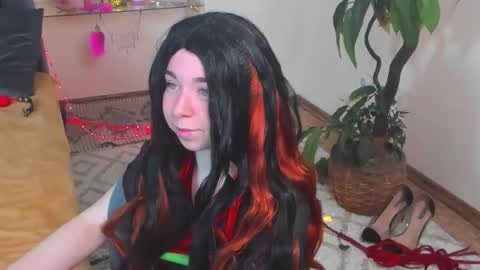 Snapshot of alexxisskyy chatting on June 1, 5:42 am Alexsy online show from June 1, 5:42 am