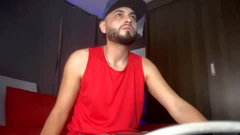 Snapshot of alexxx1106 chatting on January 5, 5:41 am alexxx1106 online show from January 5, 5:41 am