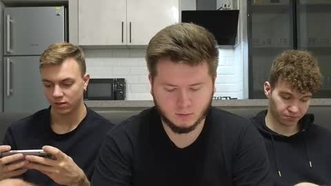 AlexDimaIgor online show from February 18, 9:22 pm