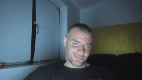 Snapshot of alfiesolomons87 chatting on March 16, 7:51 pm alfiesolomons87 online show from March 16, 7:51 pm