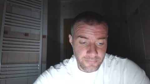 Snapshot of alfiesolomons87 chatting on March 17, 6:00 pm alfiesolomons87 online show from March 17, 6:00 pm