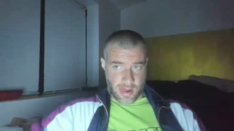 Snapshot of alfiesolomons87 chatting on March 26, 9:09 pm alfiesolomons87 online show from March 26, 9:09 pm