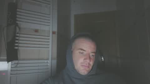 Snapshot of alfiesolomons87 chatting on March 30, 6:53 pm alfiesolomons87 online show from March 30, 6:53 pm