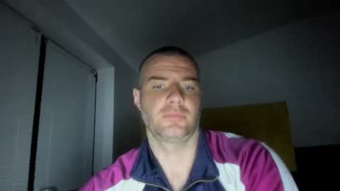 Snapshot of alfiesolomons87 chatting on April 4, 8:17 pm alfiesolomons87 online show from April 4, 8:17 pm