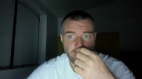 Snapshot of alfiesolomons87 chatting on April 13, 7:19 pm alfiesolomons87 online show from April 13, 7:19 pm