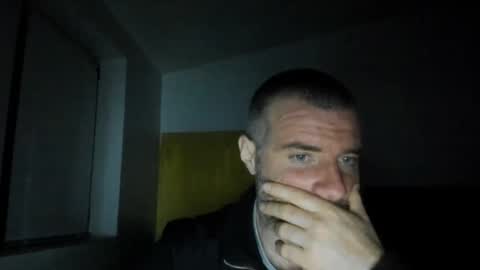 Snapshot of alfiesolomons87 chatting on April 14, 8:04 pm alfiesolomons87 online show from April 14, 8:04 pm