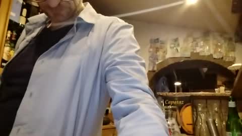 Snapshot of alfred151 chatting on July 7, 9:08 pm Edgarrrdd1021 online show from July 7, 9:08 pm