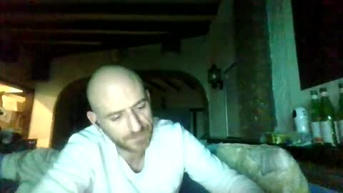 Snapshot of alfred151 chatting on July 27, 3:35 am Edgarrrdd1021 online show from July 27, 3:35 am