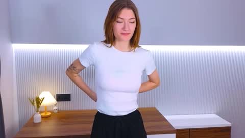 Snapshot of alfrediabardon chatting on March 15, 1:55 am Ann online show from March 15, 1:55 am