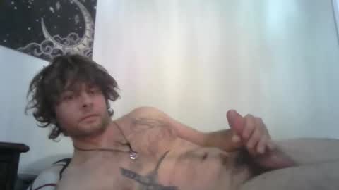 alfredkey14 online show from February 19, 2:51 am