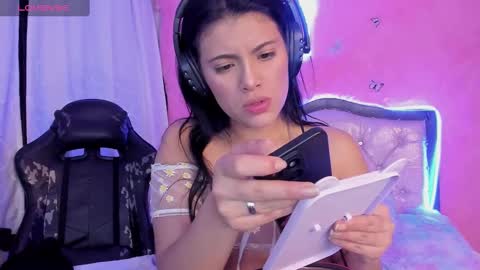 Snapshot of alfresii_rivera chatting on February 23, 4:17 am Carolina Join The Fan Club online show from February 23, 4:17 am