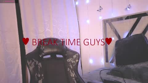 Snapshot of alfresii_rivera chatting on October 9, 1:58 am Carolina Join The Fan Club online show from October 9, 1:58 am