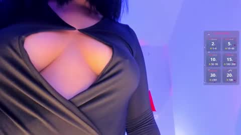 Snapshot of ali_sunce chatting on December 6, 3:19 am online show from December 6, 3:19 am