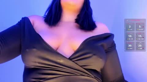 Snapshot of ali_sunce chatting on December 6, 6:26 am online show from December 6, 6:26 am