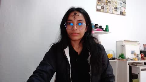 Alia  online show from February 18, 2:35 pm