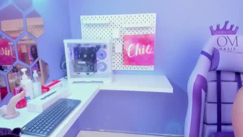 alice_26__ online show from February 6, 1:47 pm