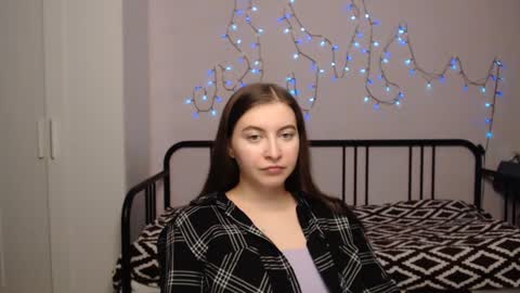 Snapshot of alice_________________________ chatting on December 12, 11:14 pm Alice online show from December 12, 11:14 pm