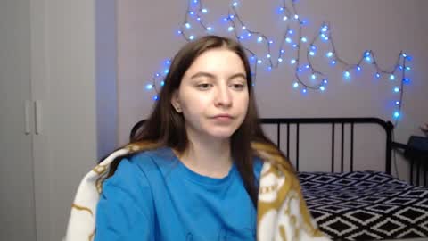 Snapshot of alice_________________________ chatting on January 20, 2:01 am Alice online show from January 20, 2:01 am