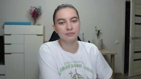 Alice online show from November 6, 5:25 pm