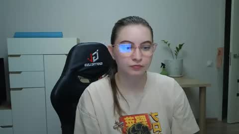 Alice online show from March 19, 7:12 am