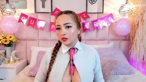 Alice Collen online show from May 15, 8:49 pm