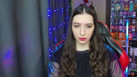 Alice online show from December 24, 3:26 pm