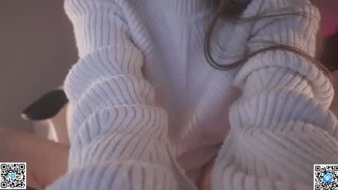 Snapshot of alice_kosmos chatting on September 13, 10:09 pm Alice online show from September 13, 10:09 pm