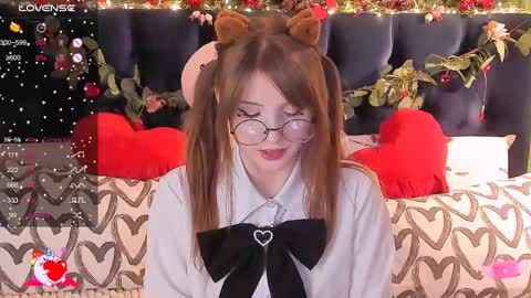 Snapshot of alice_langley chatting on February 18, 12:49 pm Alice 3 online show from February 18, 12:49 pm