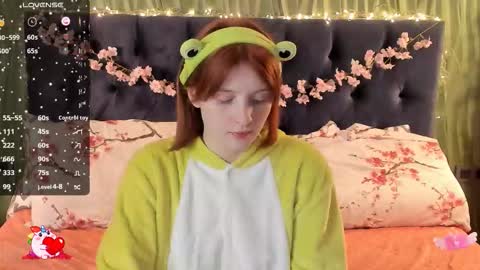 Snapshot of alice_langley chatting on September 30, 11:15 am Alice 3 online show from September 30, 11:15 am