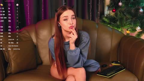 Snapshot of alice_loft chatting on January 19, 9:45 pm Alice online show from January 19, 9:45 pm